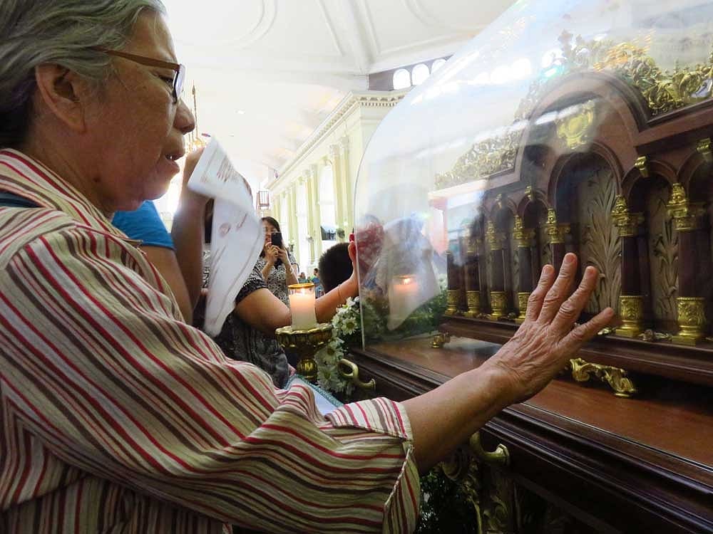 Relic of St. Therese brought to Cebu; faithful hope for blessings, miracles