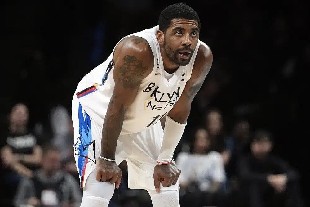 Kyrie Irving requests trade from Brooklyn