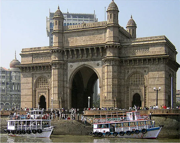 "Pathetic" Is The Word To Describe Brown Brit Editor Who Wants to Rename Mumbai Bombay