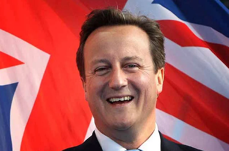 Phir Ek Baar, Cameron Sarkar