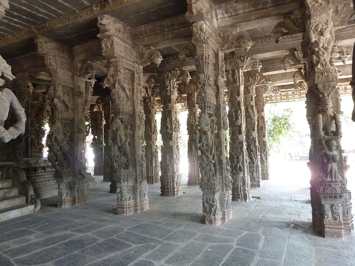 Rocks, Reliefs, Temples And Calendar Art By ASI