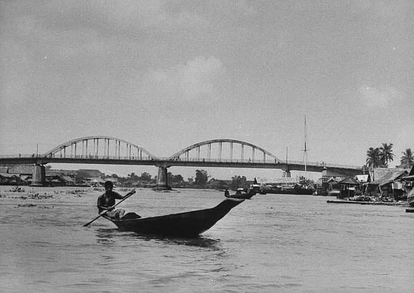 Ferrying across the Musi River/Getty Images