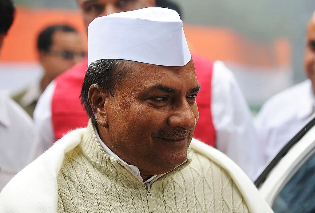 

AK Antony’s Antics Cost India A Lot More Than AgustaWestland