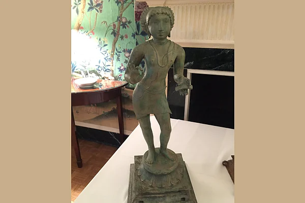 Bringing Our Gods Home: US Returns 200 Stolen Artefacts To India