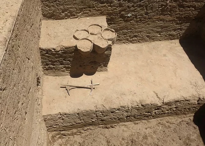 Five pots - Ritual symbolism or technical requirement?
