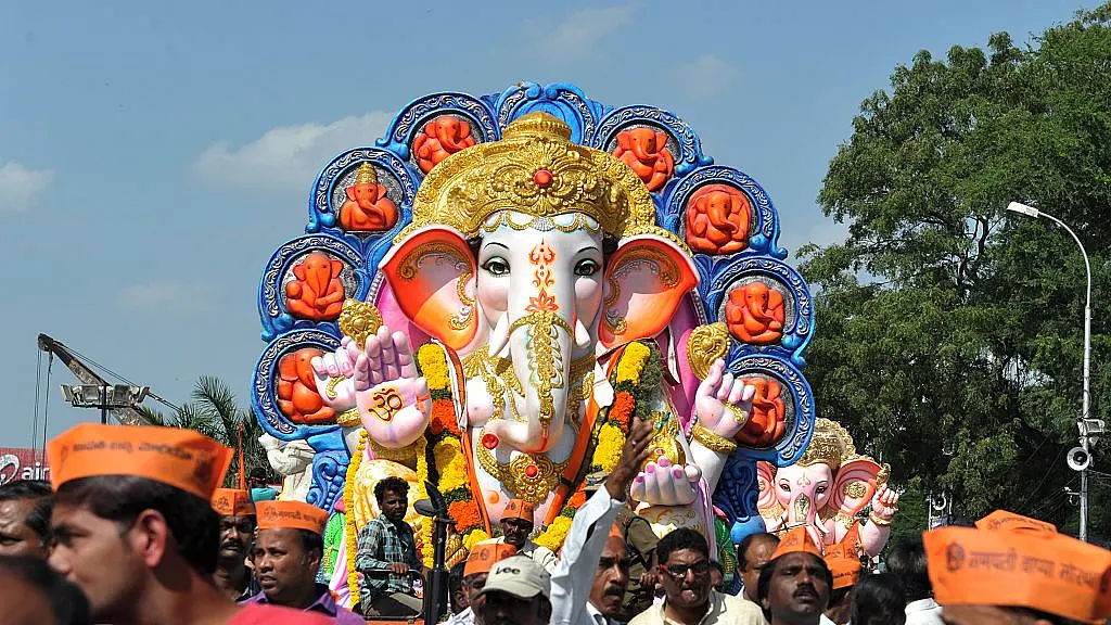 Bombay HC Got A Petition Against State Govt’s Award To Ganpati Pandals-And Thankfully Dismissed It