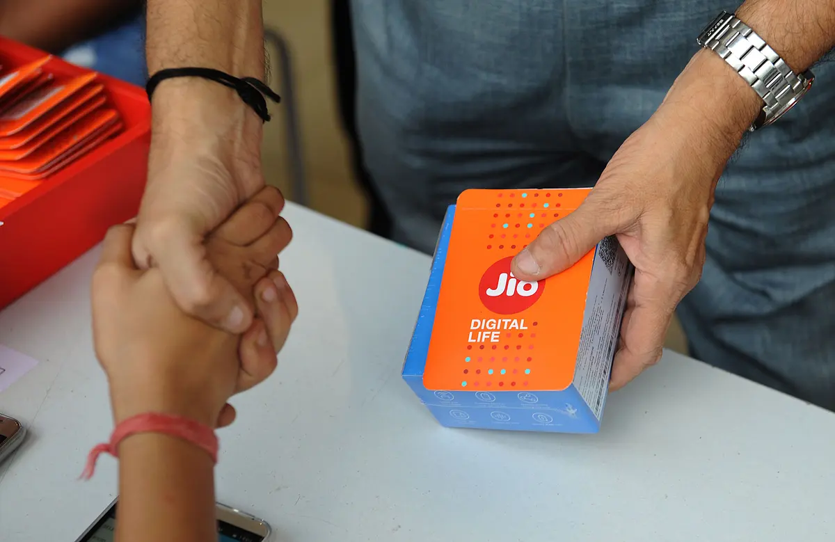 Here’s Why Mukesh Ambani believes his Audacious Venture Jio Won’t Lose Money