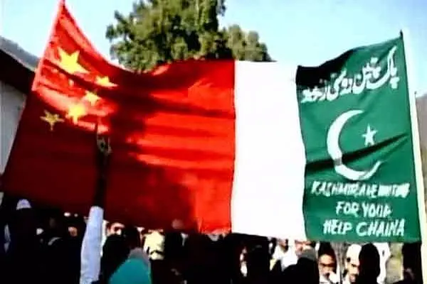 How The Waving Of Chinese, Pakistani Flags On Indian Soil Reflects The New Kashmiri Narrative