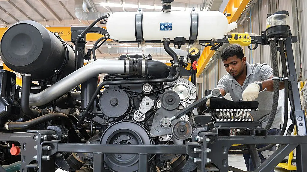 India’s Factory Activity Hits Fiver-Year High In December, Rate Of Job Creation Highest Since August 2012