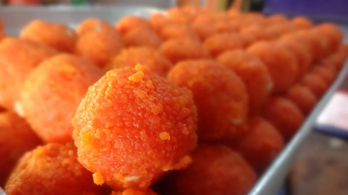 Of Deepavali, Laddoos, And The Chhappan Bhog