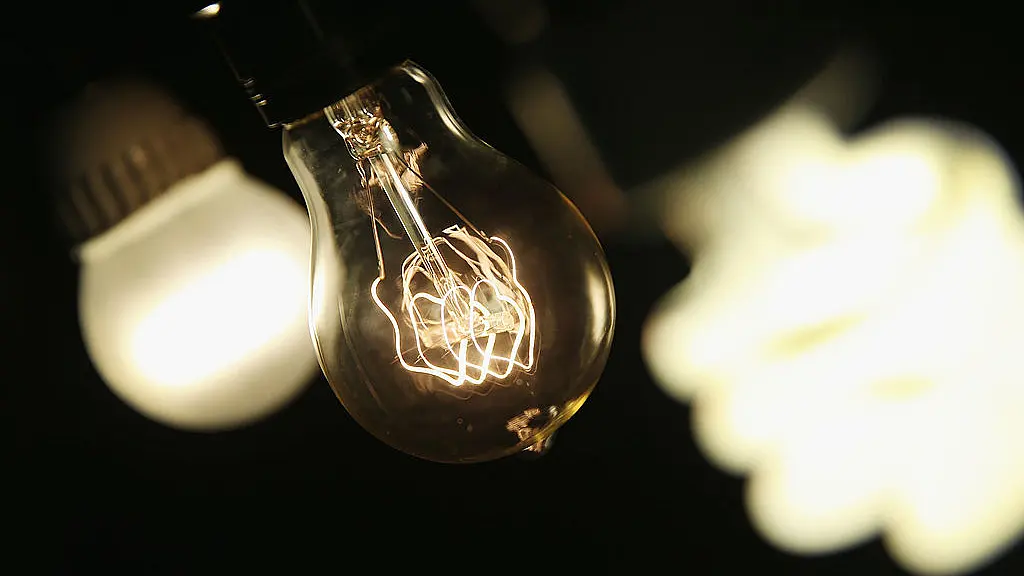 Say Hi To MIT’s Incandescent Bulb Ver 2.0; It Significantly Betters The Modern Light Bulbs.