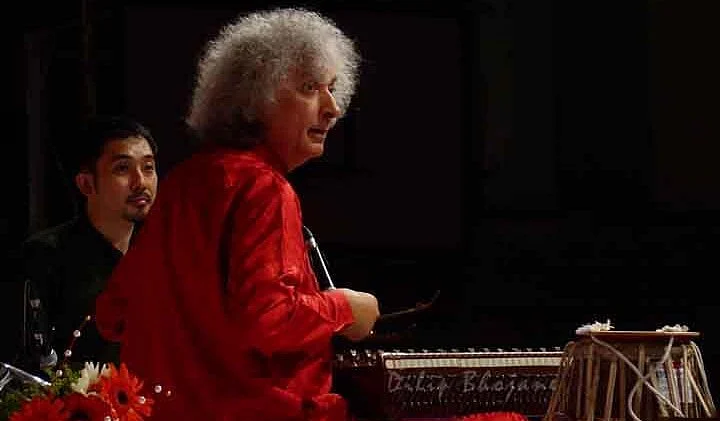 The author with his Guru Pandit Shiv Kumar Sharma.