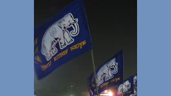 Beginning Of The End? Protests Break Out At First BSP Meet Post-Debacle
