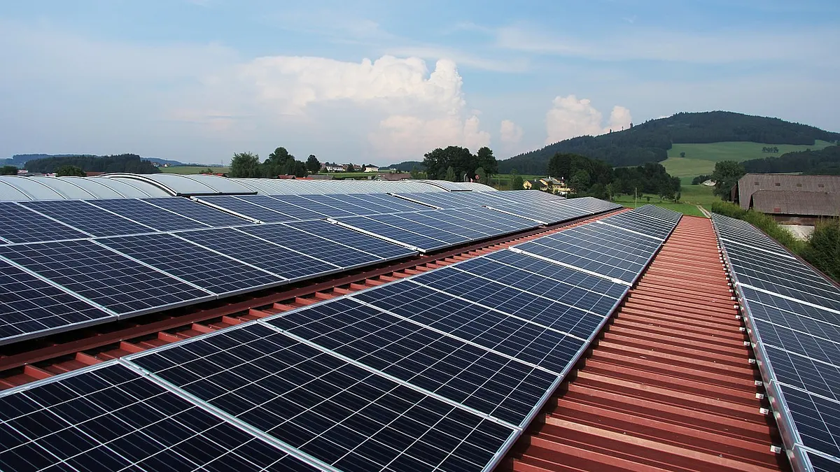 Are India’s Government-Subsidised Solar Shops Thriving Or Barely Surviving?