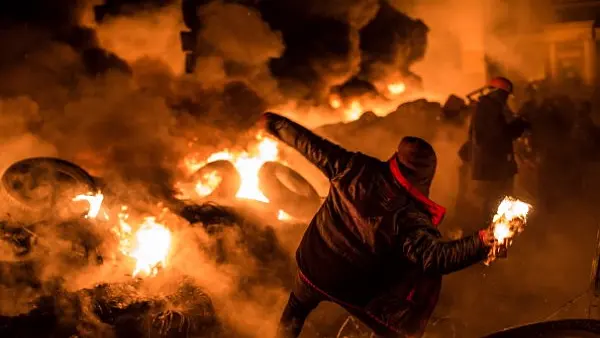 Civil Conflicts: Does Familiarity Really Breed Peace?
