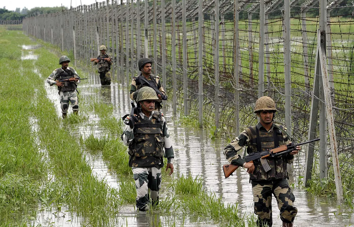 Morning Brief: Go-Ahead For 14,460 Civilian Border Bunkers; New Roads Milestone; Wi-Fi For All Railway Stations
