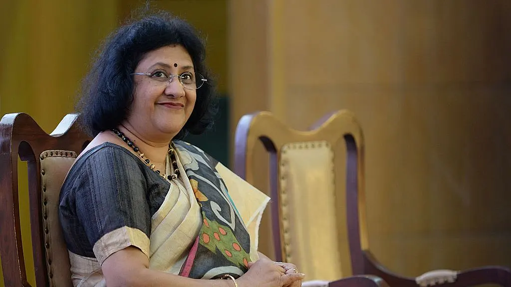 Morning Brief: Economy
Set To Bounce Back, Says SBI Chief; Mass Grave Of 28 Hindus Discovered In
Myanmar