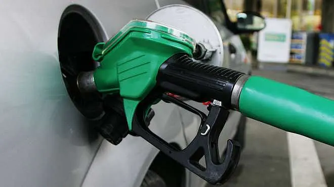 After Centre's Excise Duty Cut On Petrol And Diesel, All BJP-ruled States Provide Additional Relief By Slashing VAT