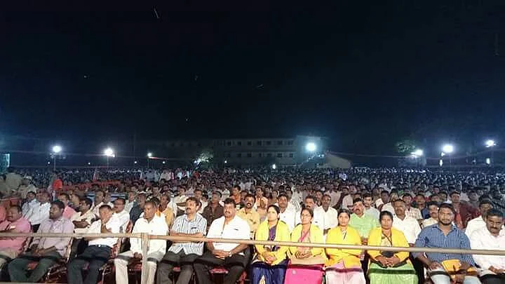 Huge turnout of party supporters at the Bhatkal <i>yatre</i>.