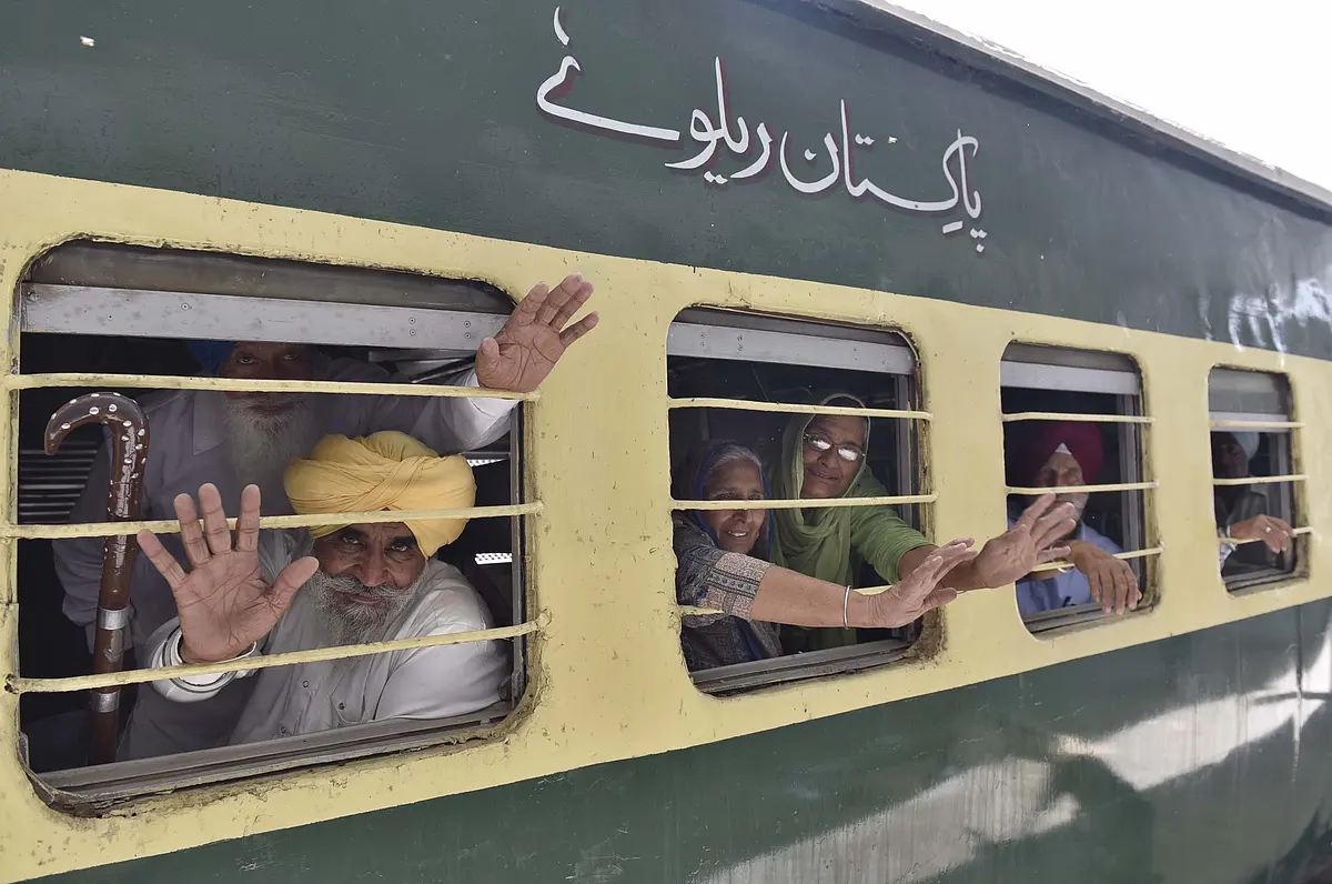 Government Officials In Pakistan’s Khyber-Pakhtunkhwa Force Sikhs To Convert To Islam