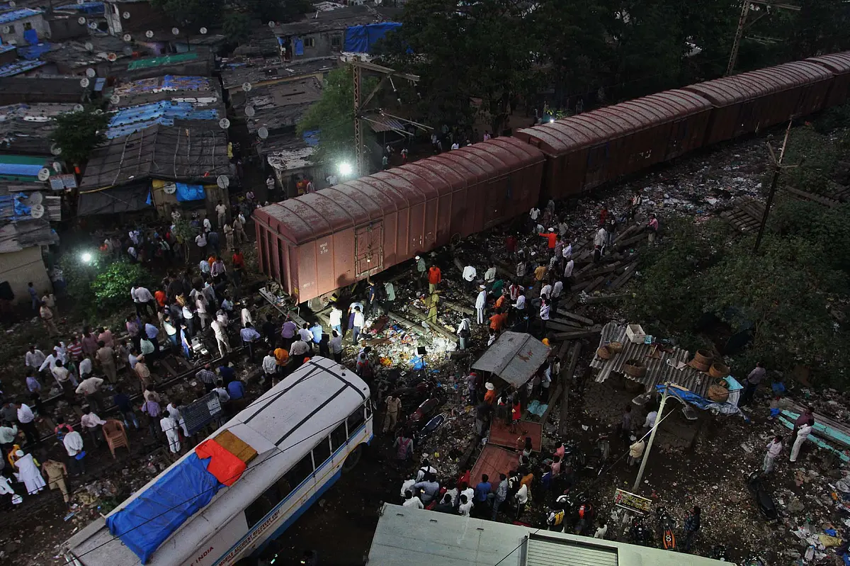 Indian Railways To Set Up Online Stock Monitoring Platform To Prevent Derailments