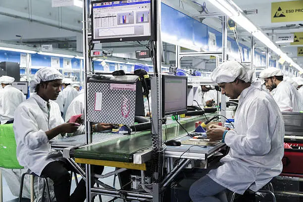 Government May Impose 10 Per Cent Duty On PCBs For Smartphones To Boost Local Manufacturing: Report