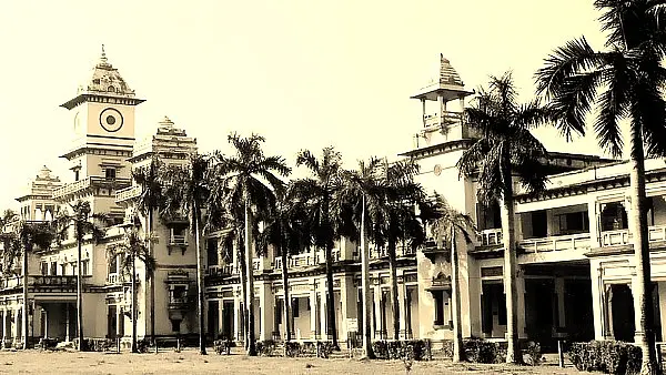Banaras Hindu University: How The Terms “Banaras” And “Hindu” Define The University