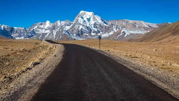 Kolkata-Lhasa Highway: A Road To Prosperity For Both India And China