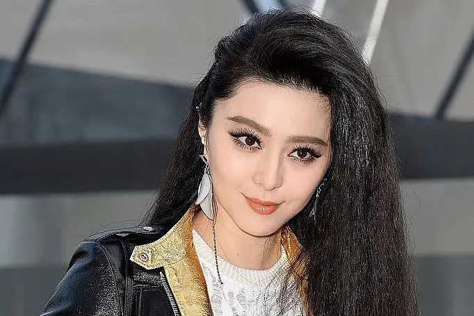 China Caps Film Star Salaries; Says Entertainment Industry Promoting ‘Money Worship’