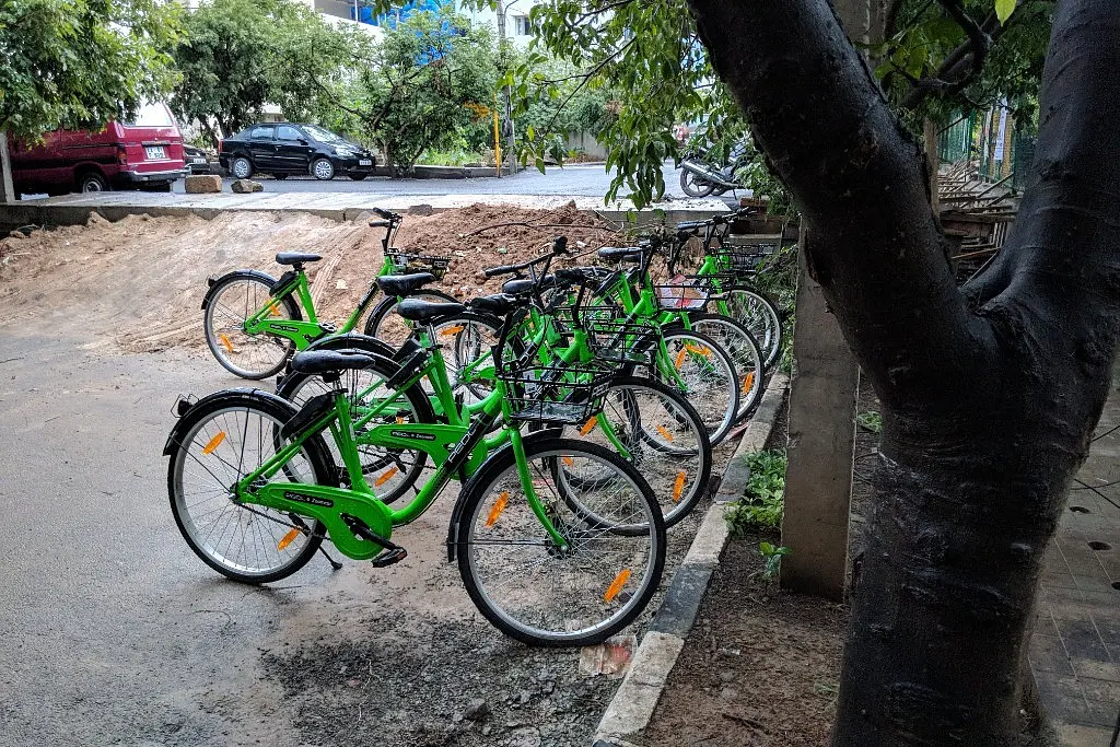 Emission-Free Last-Mile Connectivity: Why Bengaluru Must Build Safe Cycle Tracks Than Go After Pod Taxis