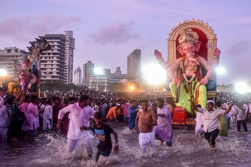 Ganeshotsav In Mumbai Might Be Easier With Online Permits, But Festivities May Be Marred By Metro Work