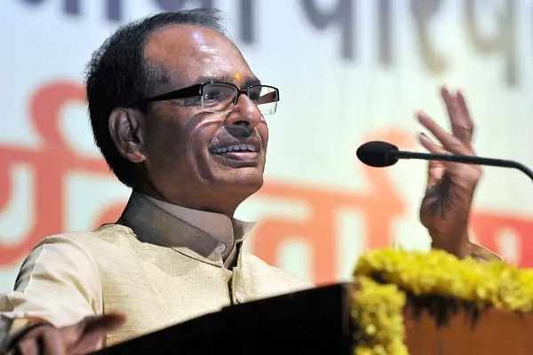 MP CM Chouhan Announces Reimbursement Of Additional Loan Interests For Farmers, Covid Electricity Dues Also To Be Waived Off