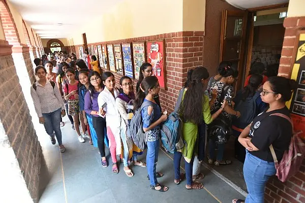 DU Gives NSUI The Boot: ABVP Bags Top 3 Posts In Student Body Polls, Communist-Backed AAP Student Body Faces Rout