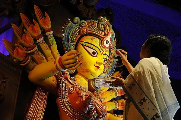 Accused Of Undermining Durga Puja For Minority Appeasement, Mamata Government ‘Gifts’ Rs 28 Crore To Puja Pandals