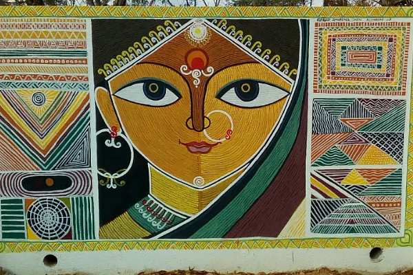 This Art Space In Thanjavur Takes Us Back In Time – And Adds Depth And Colour To The Present