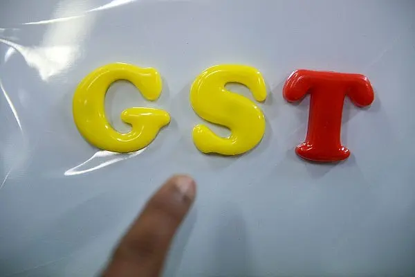 ‘Gabbar Singh Tax’? Truth Is States’ Revenue Shortfall Under GST Regime Has Been Continuously Falling In 2018