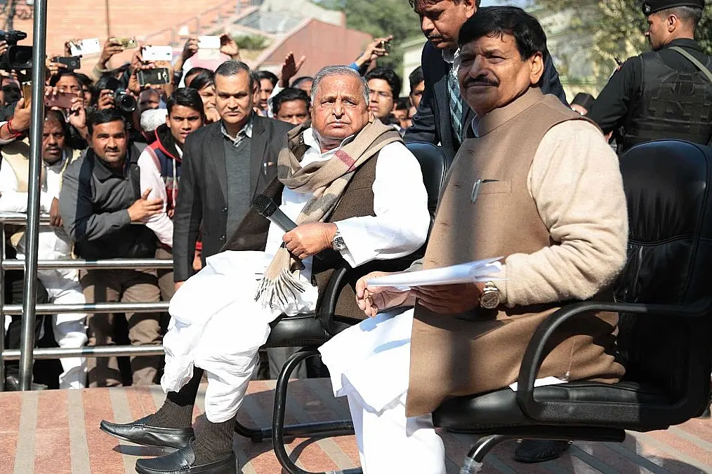What’s Cooking In UP? Government Allots Bungalow Vacated By Mayawati To Mulayam Singh’s Brother Shivpal