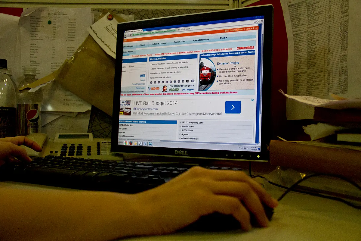 IRCTC Denies Imposing Hindi On Tamil Nadu Passengers, Tells Agitated DMK MPs It Was A User’s Preferred Language To Get Messages