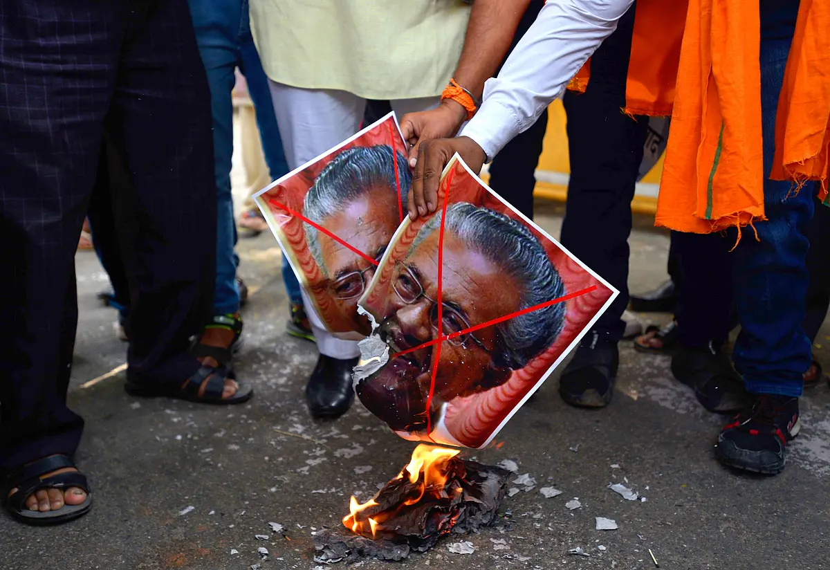 Morning Brief: Kerala High Court Raps State Government For Police Excesses Under Guise Of Enforcing SC’s Sabarimala Order; Malaria Cases Dip By 24 Per Cent In A Year; And More