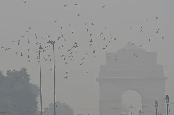 Delhi Air Quality Turns Poor First Time Since Monsoon; To Get Worse Due To Stubble Burning In Haryana, Punjab