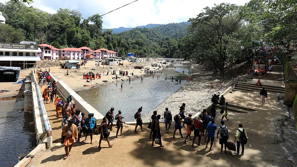 State Police Action In Communist Kerala Takes Its Toll? Number Of Sabarimala Devotees Dips