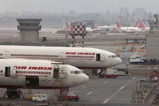 Lucknow, Ahmedabad Airport to Get World Class Infrastructure: AAI Seeks Bids To Manage Six Airports On PPP Basis