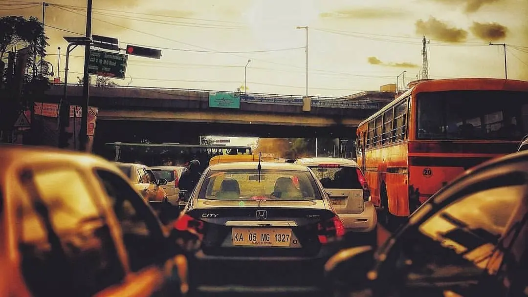 Signal-Free Plan Gets Stuck At Silk Board: BBMP Cancels Project After Receiving Just One Bid