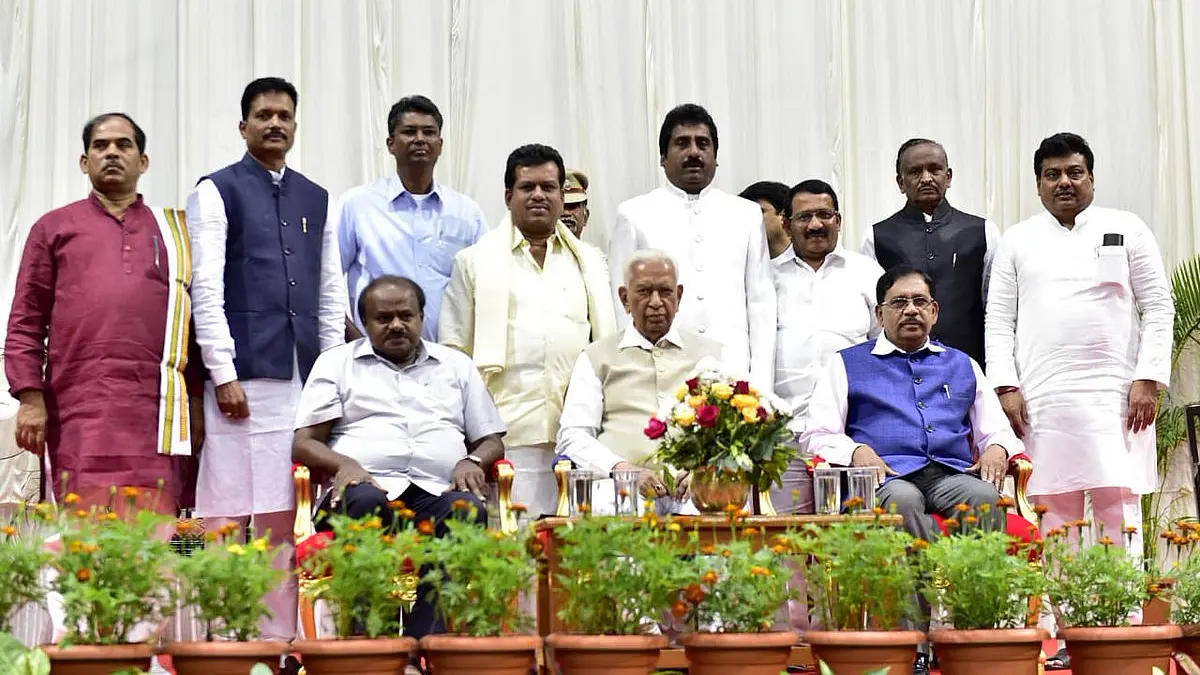 JD(S)-Congress Government Expands Cabinet, Dissidence Now Brews In South As Combine Moves To Woo North Karnataka