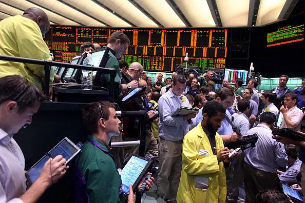 Crude Oil Prices Caught In A Deadly Downward Spiral: Major Benchmarks Decline More Than 6 Per Cent In One Day