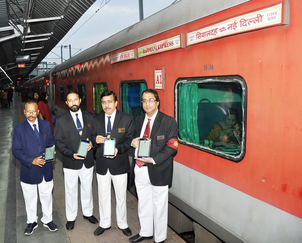 Coming Soon Across India: Hand-Held Terminals For TTEs To Check Real-Time Berth Availability On Trains