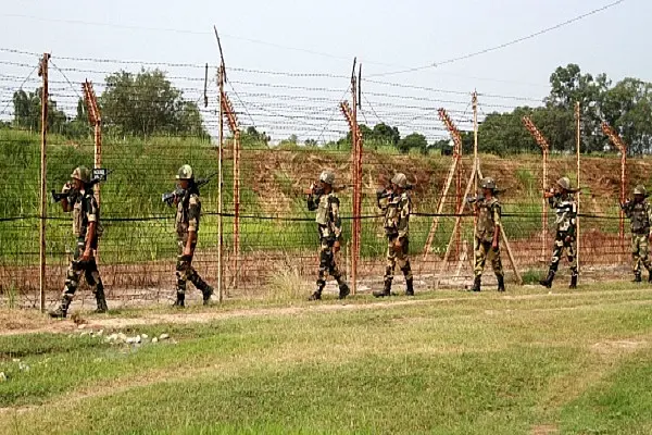 Two Pakistani Drug Peddlers Shot Dead By BSF In Rajasthan As They Attempted To Smuggle In 8 KG Heroin