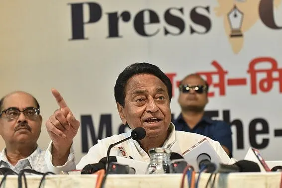 Kejriwal Bug Bites Kamal Nath? Congress Takes U-Turn In MP, Makes Aadhaar Mandatory For Farmers