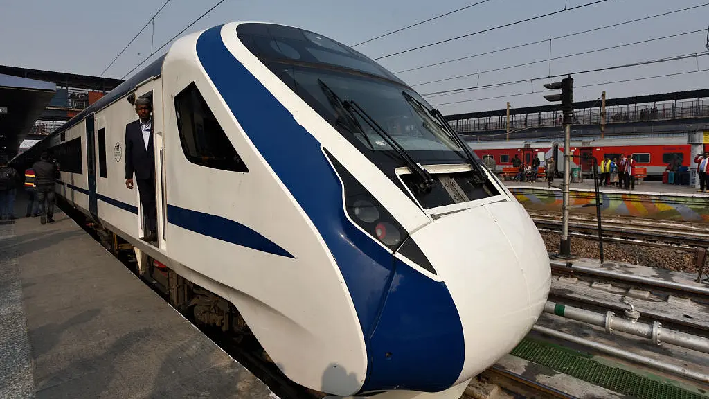 A ‘Made In India’ Success: Vande Bharat Express Completes Its First Commercial Run Smoothly
