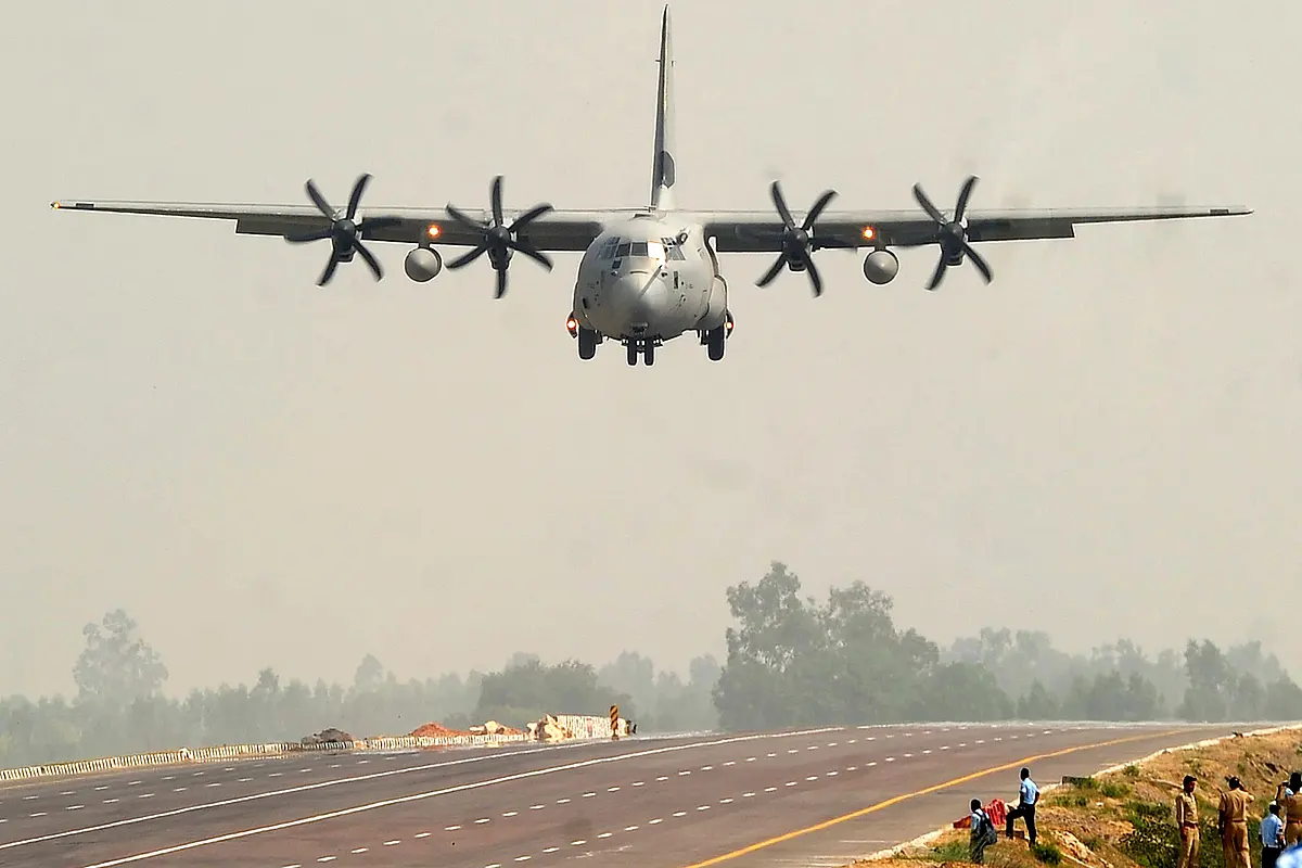 Indian Air Force To Induct Indigenous Fiberglass Mats For Quick Repair Of Damaged Runways Post Enemy Bombing
